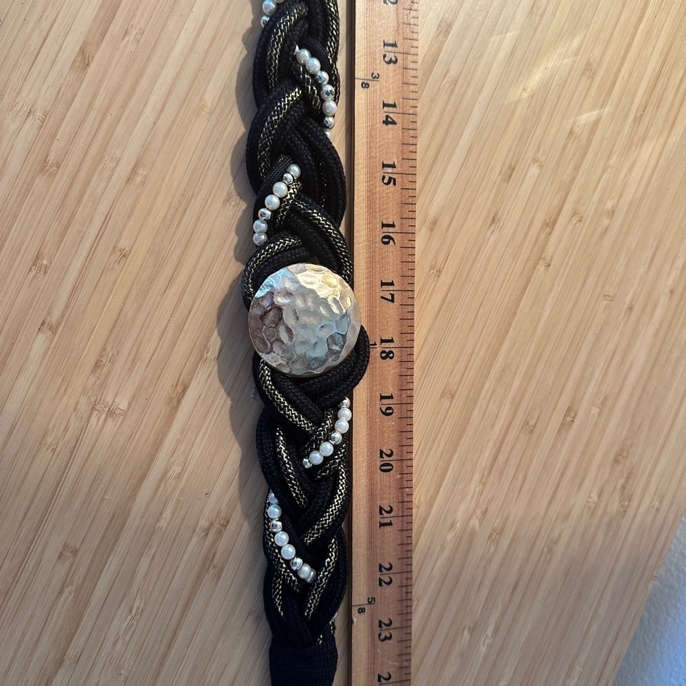 . Vintage 80’s belt. Black and gold - Picture 3 of 5